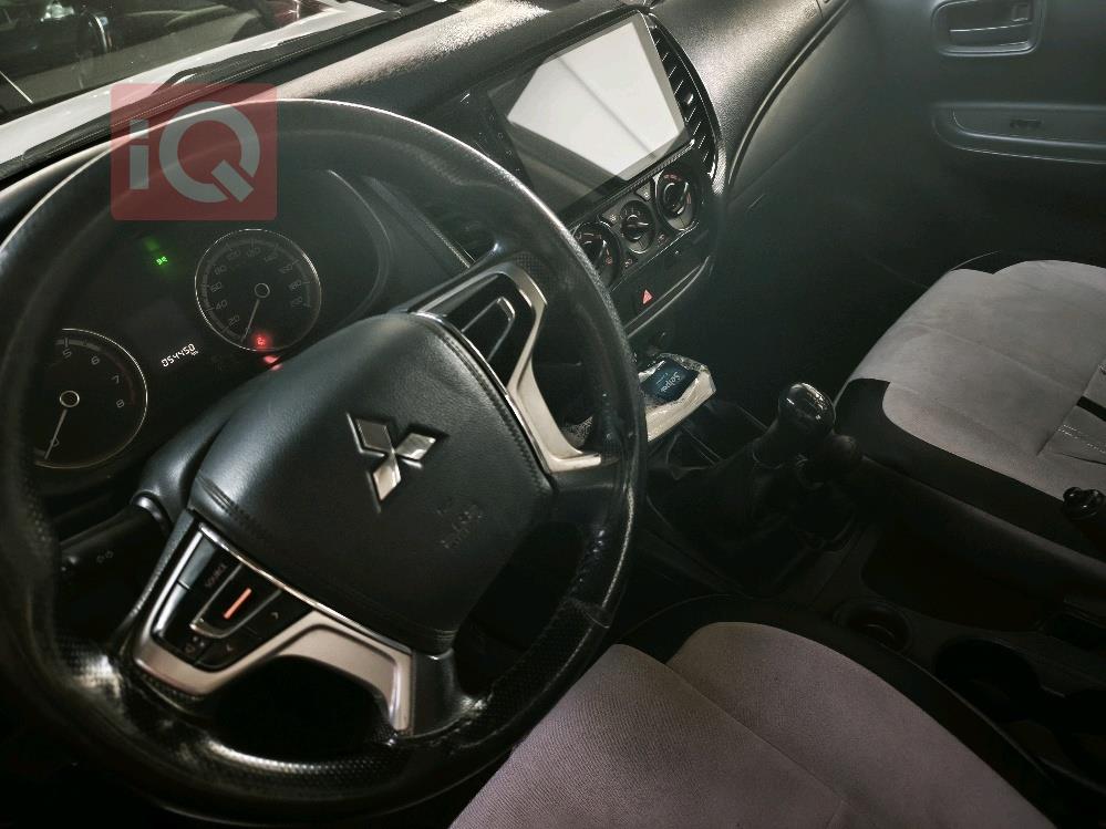 ميتسوبيشي L200